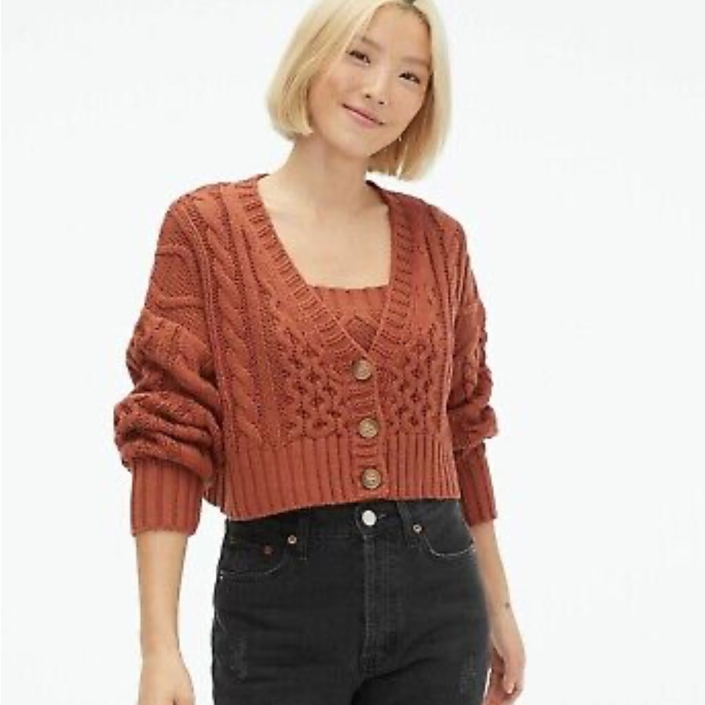 Abercrombie & Fitch cardigan size medium nwt